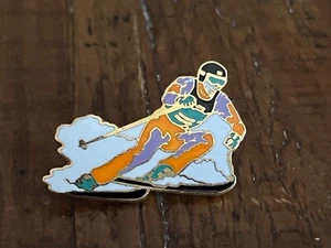 PINS PIN OLYMPIQUE OLYMPIC JO ALBERTVILLE 92 ALPES TROPHEES DOREE - Picture 1 of 1