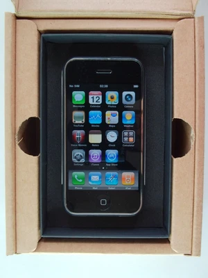 Apple iPhone 2g 8gb 1st Generation A1203 & Black Slim Box - Rare 2007 - Image 1 of 4
