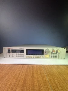 Akai S 2800 Midi Stereo Digital Sampler - Picture 1 of 2