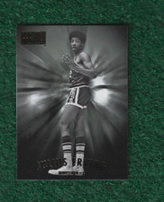 JULIUS ERVING - NBA HOF - 2013-14 FLEER RETRO - '97-98 SKYBOX PREMIUM CARD # 129