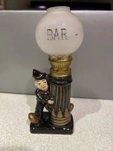 Vintage Drunk On Lamp Post Bar Oil Lamp - Picture 1 of 12