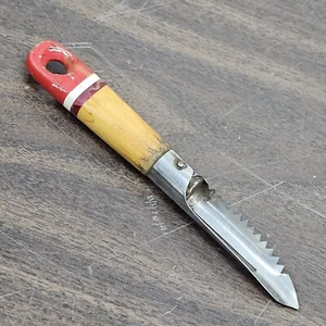 Vintage ANDROCK PEELER/CORER RED WOOD HANDLE-Serrated-Garnish- Farmhouse Utensil - Picture 1 of 7
