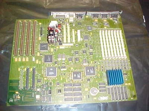 HP 725/100 A2690-60001 A2690-66510 Workstation Cpu - Picture 1 of 1