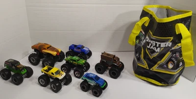 Monster Jam Diecast Truck Lot of 6 Plus Tote Hot Wheels GRAVEDIGGER DESROYER - Image 1 of 4