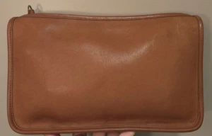 Bolso sin asas vintage de los 80 *Coach* muñeca cremallera superior llevar todo cuero tostado británico - Imagen 1 de 19
