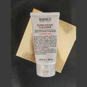 Limpiador facial Kiehl's Ultra todo tipo de piel tamaño completo 5 oz / 150 ml nuevo sellado - Imagen 1 de 2