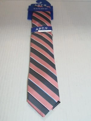 НОВЫЙ APT.9 NICKSON ПОЛОСКИ ШЕИ ГАЛСТУК И ГАЛСТУК БАР - CHAR/РОЗОВЫЙ - RET 34.00 (CF-16-98) - Изображение 1 из 4
