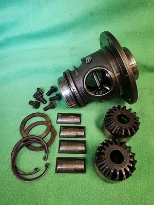 1966 Volkswagen VW Beetle AB Transaxle Differential Assembly Spiders Hardware - Image 1 of 4