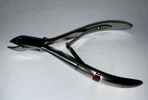 Miltex Integra 40-251-SS Tissue Nipper Convex Jaws 5" Stainless Steel - Picture 1 of 8