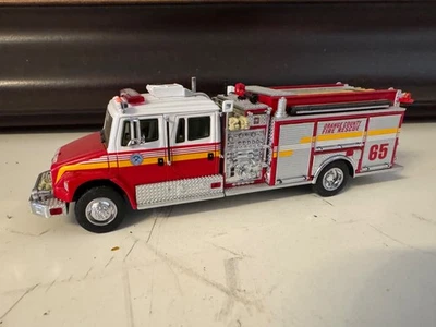 Code 3 #12110 Freightliner Orange County Fire 1:64 - Image 1 of 2