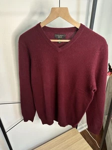 Club Room Luxury 100% Cashmere Pullover V-Neck Sweater Mens Size Small Maroon - Picture 1 of 3