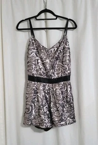 Mameluco Bebe Talla M Lentejuelas Remolinos Plateados *Edición Fiesta Discoteca Elegante - Imagen 1 de 16