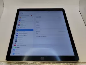 Apple iPad Pro 12.9 1st Gen - 32GB - Wi-Fi - Space Gray (ML0F2LL/A) - Picture 1 of 7