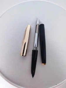 Pluma Estilográfica Hero 331 De Colección Negra y Dorada Plumín Con Capucha Pluma de Escritura Clásica China - Imagen 1 de 8