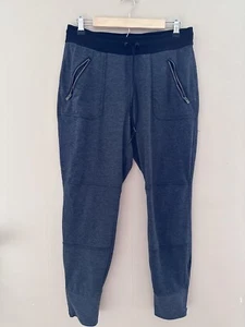 Athleta Womens Flux Street Jogger Size Medium Gray Athleisure Gym Active Lounge - Picture 1 of 11