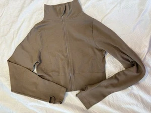 Love Poem Crop beige Athletic Jacket, girls Size Large - Picture 1 of 9