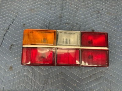 1986-1993 Volvo 240 244 Driver Rear Tail Light Assembly Estonia 6 Panel #4606E - Image 1 of 4