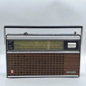 Radio portatile retrò vintage Grundig City Boy 1100 con bande U/FM LW MW K/SW - Foto 1 di 9