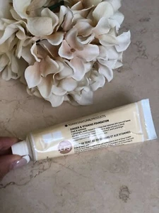 NEW Korres Natural Products Ginger & Vitamins Foundation SPF10 Shade LF5 1.35 oz - Picture 1 of 1