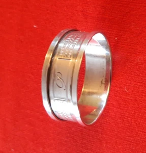 Vintage Silver Engine Turned Round Napkin Ring Hallmark Birmingham 1950 - Picture 1 of 4