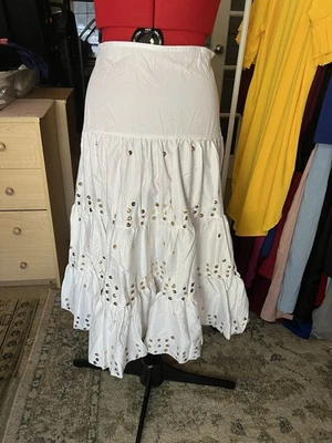 Falda larga Aziz para mujer blanca con lentejuelas doradas cansada. Talla mediana Foto 1 de 4