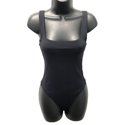 Blusa Contour Aritzia Feminina Pequena Preta Gola Quadrada Sem Mangas Básica Minimalista - Imagem 1 de 4