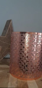 Schöne Lampe mit Blumenmuster, Lampenschirm - Kupfer - Bild 1 von 4