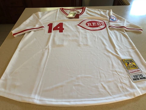 Mitchell & Ness Cooperstown Collection Reds Pete Rose Jersey - Mens XL Cover