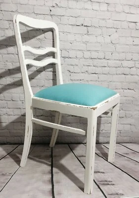 Shabby chic Stuhl Vintage Einzelstück Türkis Upcycling Upholstery - Bild 1 von 4