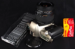 Pentax MZ-7 35mm Film AF SLR + Sigma AF 28-80mm Aspherical Zoom Lens & Strap Kit - Picture 1 of 10