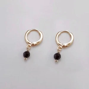 Orecchini Piccoli Orecchini Schiena Placcati Oro 18K 3-4 mm Naturali Nero Leva Cerchio - Foto 1 di 3