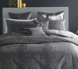 Donna Karan Moonscape King Sham Color Charcoal -1pc ***NEW*** B875 - Picture 1 of 8
