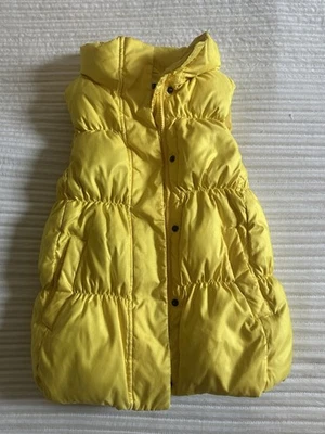 Chaleco acolchado Gap amarillo de invierno para mujer talla XS usado muy bueno Foto 1 de 4