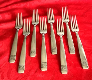 Oneida inox Anaheim lotto di 8 forchette da pranzo 8 1/4" quasi nuove lucide - Foto 1 di 6