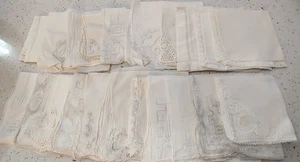 Vintage Lot 21 White Hankies Hand Machine Embroidery Lace Battenburg Scallop - Picture 1 of 3
