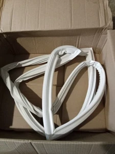 New Refrigerator Door Gasket W10830189 Fits Whirlpool US STOCK - Picture 1 of 10
