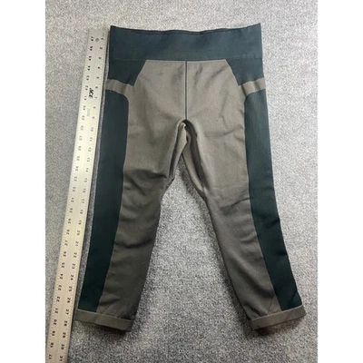 Under Armour Women's Compression Leggings 3/4 length capri grey two tone Sz L - Image 1 of 2