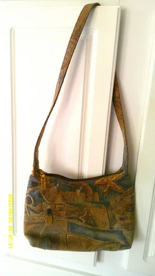 Bolsos de Pinky Cartera de Hombro de Cuero Genuino Hecha en EE. UU. Foto 1 de 2