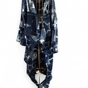 Dallas Cowboys Fleece Blanket Sweater Snuggie Blue LoungeWear Plush NFL One Size - Picture 1 of 3