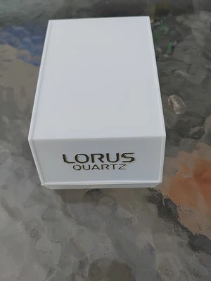 Винтажные музыкальные мелодичные часы Disney Lorus Mickey Mouse RTR010 только коробка  - Изображение 1 из 4