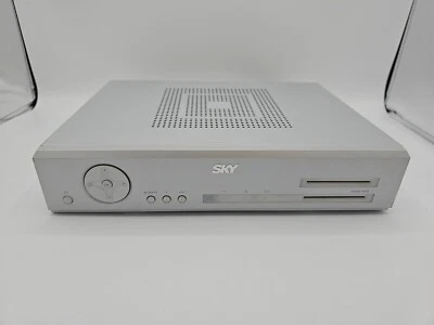 DECODER DS421N PACE SKY GEBRAUCHT FUNKTIONSFÄHIG KEINE FERNBEDIENUNG, KEINE KABEL - Bild 1 von 4