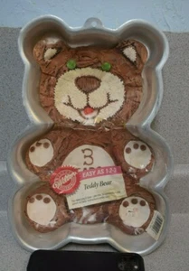 Wilton Teddy Bear 2105-9402 Vintage 1988 Wilton Cake Pan w/ insert & directions - Picture 1 of 4
