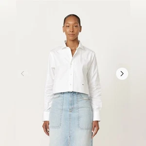 HOMMEGIRLS Women’s Cropped Shirt in White Long Sleeve Size L - Picture 1 of 11