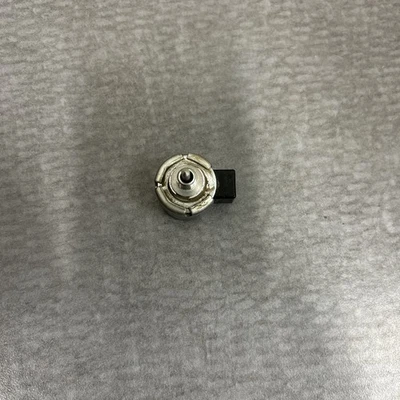 GENUINO OEM KAWASAKI FR691V SOLENOIDE DE COMBUSTIBLE PARA FH541V, FH580V y FR541V 21188-7002 Foto 1 de 3