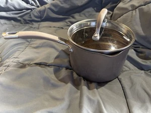Circulon Premier Professional 3 Quart Antihaft Kochtopf mit Sprossendeckel - Bild 1 von 4