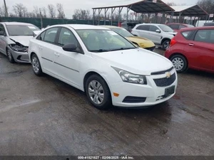 Chassis ECM Below Center Console Fits 13 CRUZE 2940766 - Picture 1 of 12