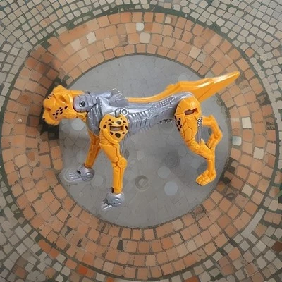 Transformers Cheetor Rise Of The Beasts Robot Optimus Prime Armas  Foto 1 de 4