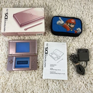 Sistema portátil Nintendo DS Lite rosa metálico USG-001 completo en caja en caja original - Imagen 1 de 19
