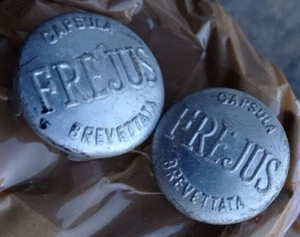 NOS PAIR CAPSULA FREJUS BREVETTATA ALUMIN HANDLEBAR PLUGS - Picture 1 of 7