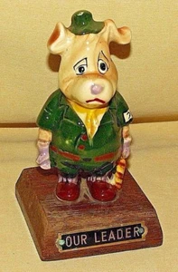 DOG FIGURINE STATUE FIGURE JAPANESE MILITARY OUR LEADER 207 VINTAGE JAPAN WOOOC. - Picture 1 of 8
